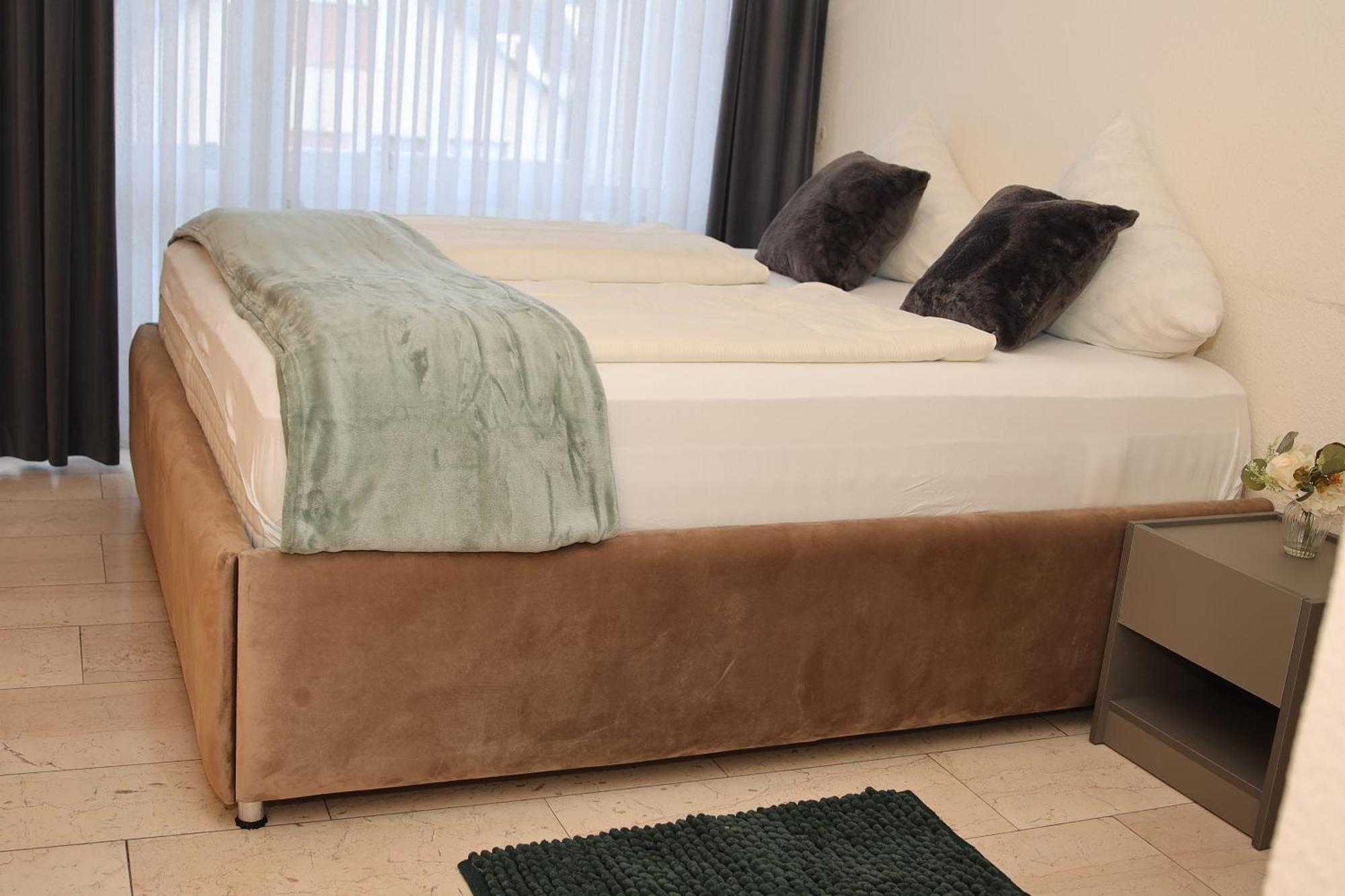 Hafez Hotel