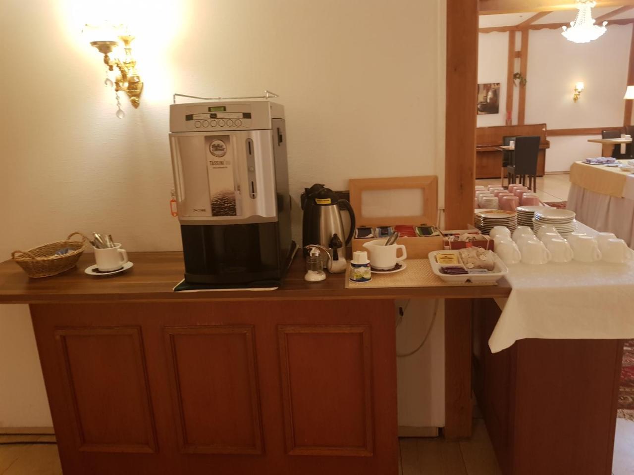 Hafez Hotel
